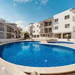 Poppy * Paralimni