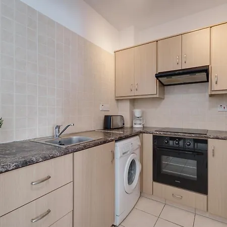 Apartament Poppy Paralimni