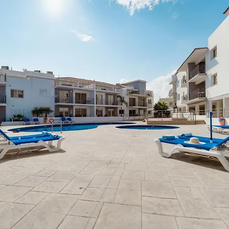 Poppy * Paralimni